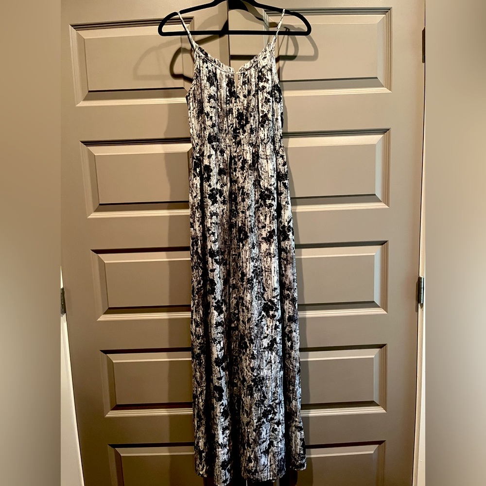 Theory Floral Gown Size TP (x-small petite)